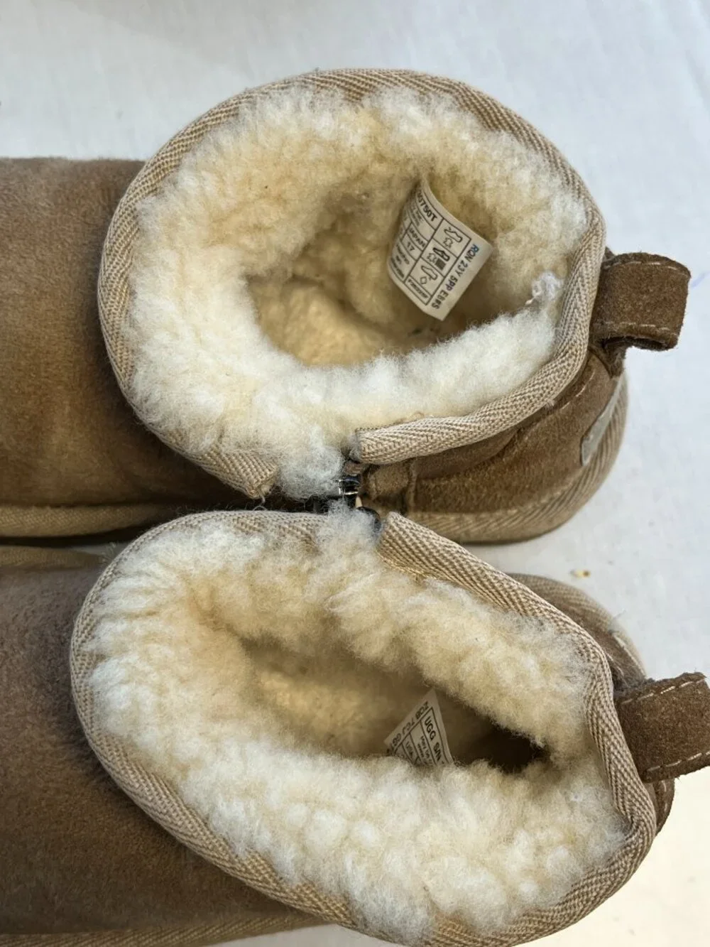 UGG Classic Ultra Mini Chestnut Toddler Boots Size 10